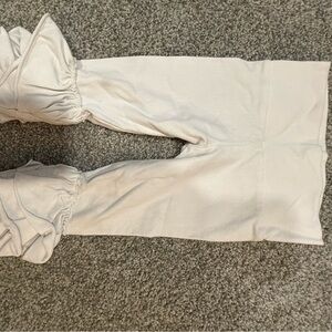 White 12-18 month ruffle pants KPea.